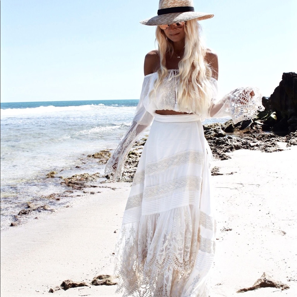Spell and the gypsy peasant girl wrap skirt